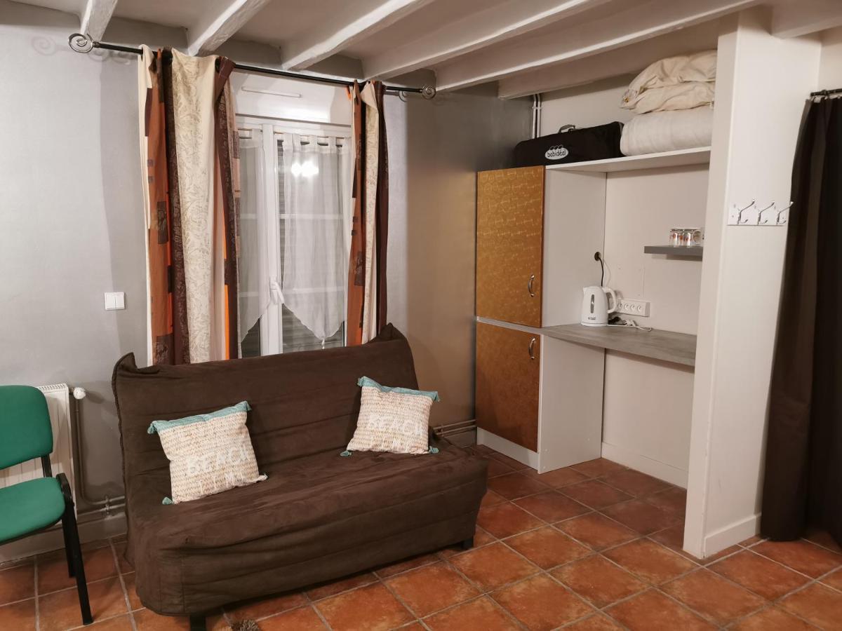 Appartement Petit havre de tranquillité à Loudun Extérieur photo